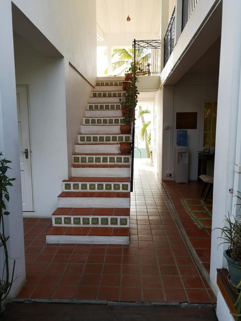Green Roof Inn Hillsborough  Ngoại thất bức ảnh