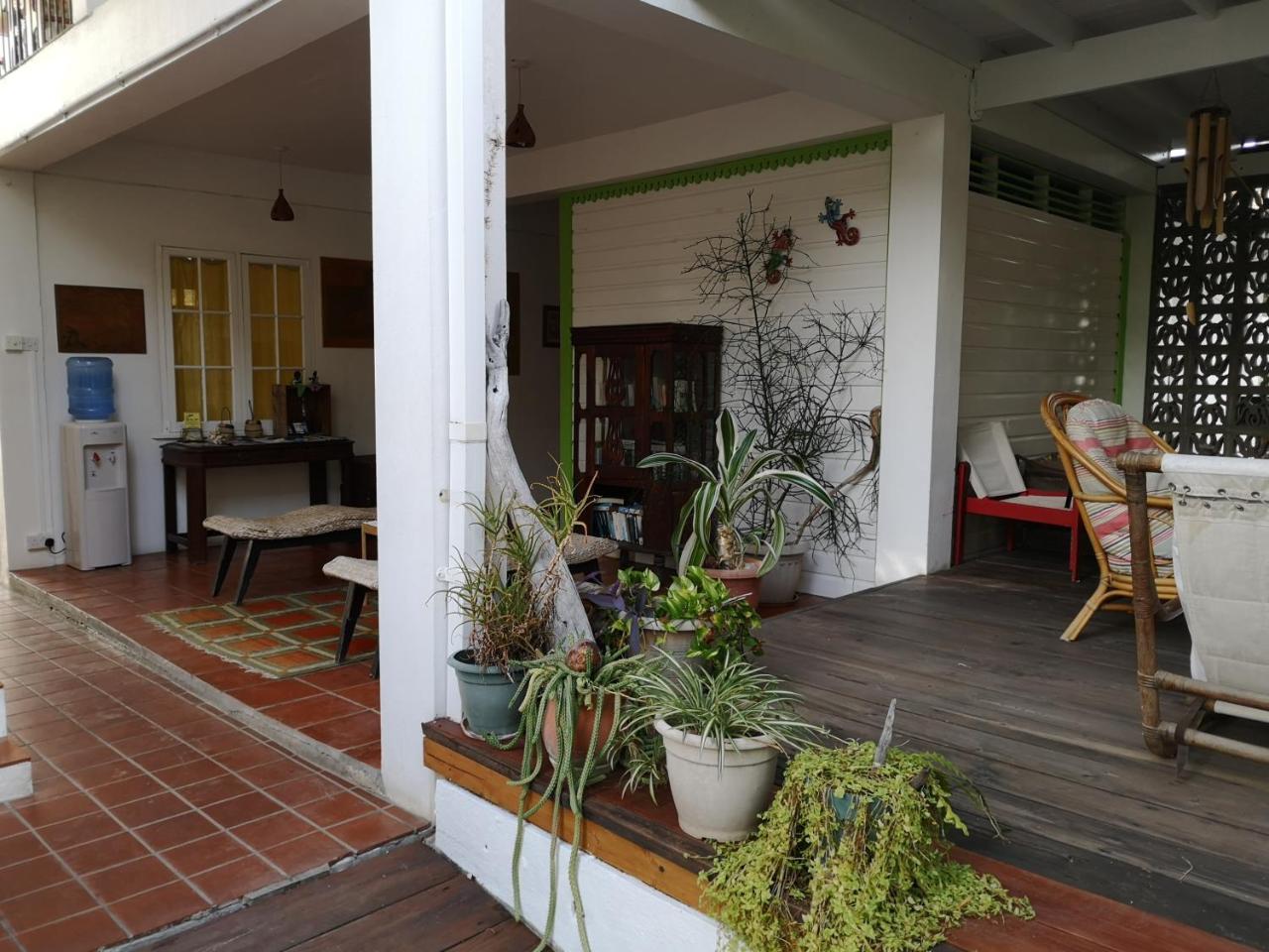 Green Roof Inn Hillsborough  Ngoại thất bức ảnh
